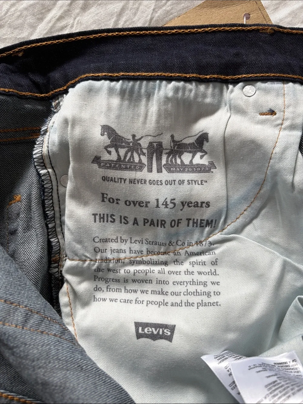 Levi's Men's Slim Jeans in Dark Indigo with Gold Stitching